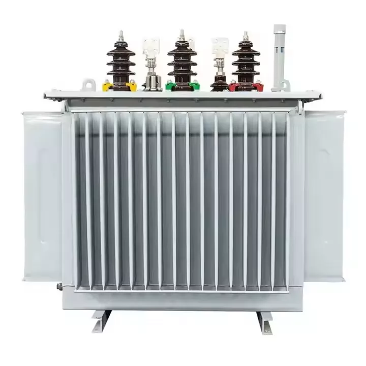 屋外のスリーファーゼオイル浸漬電気変圧器